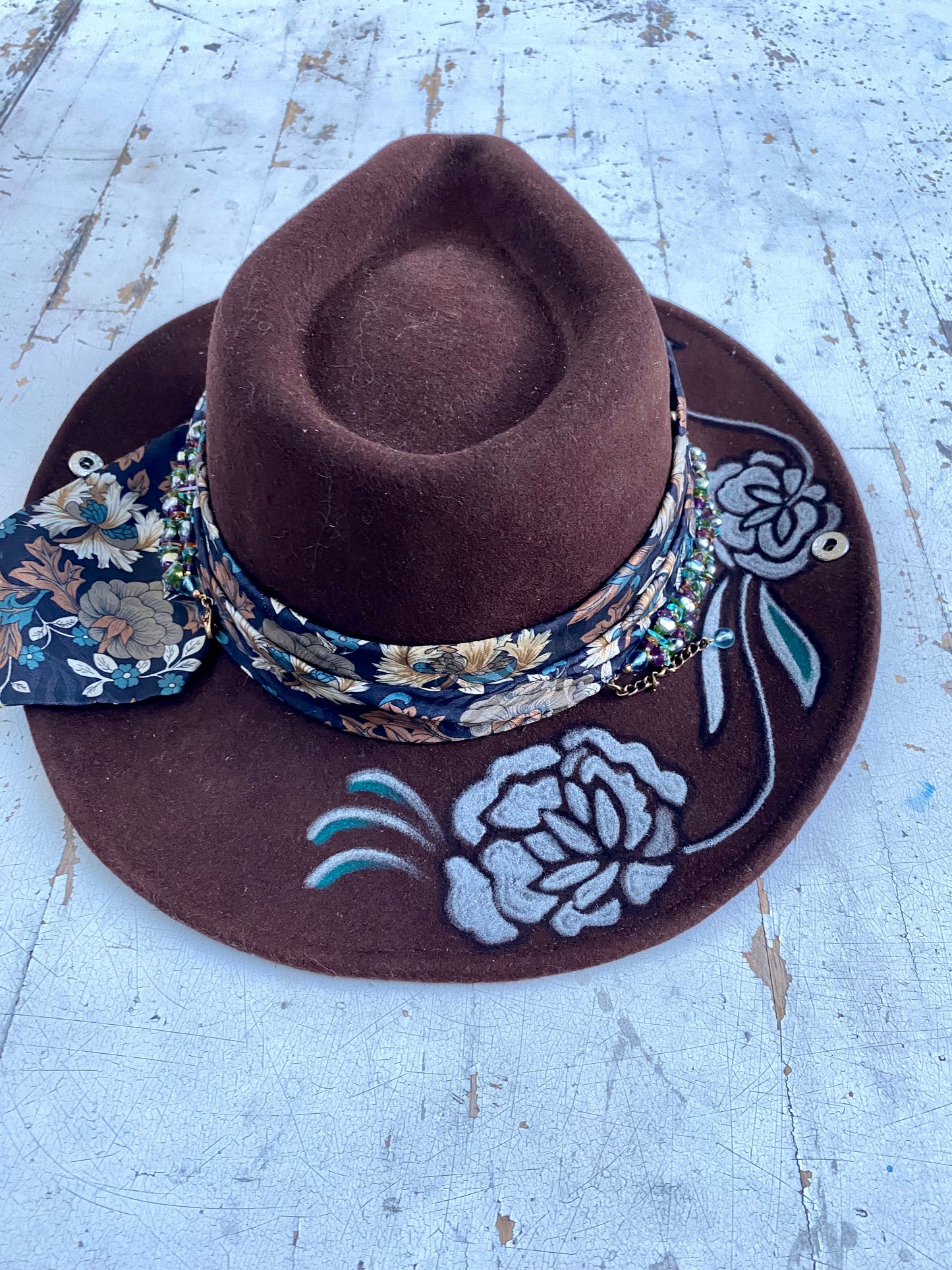 Autumn Flowers. Royal hat