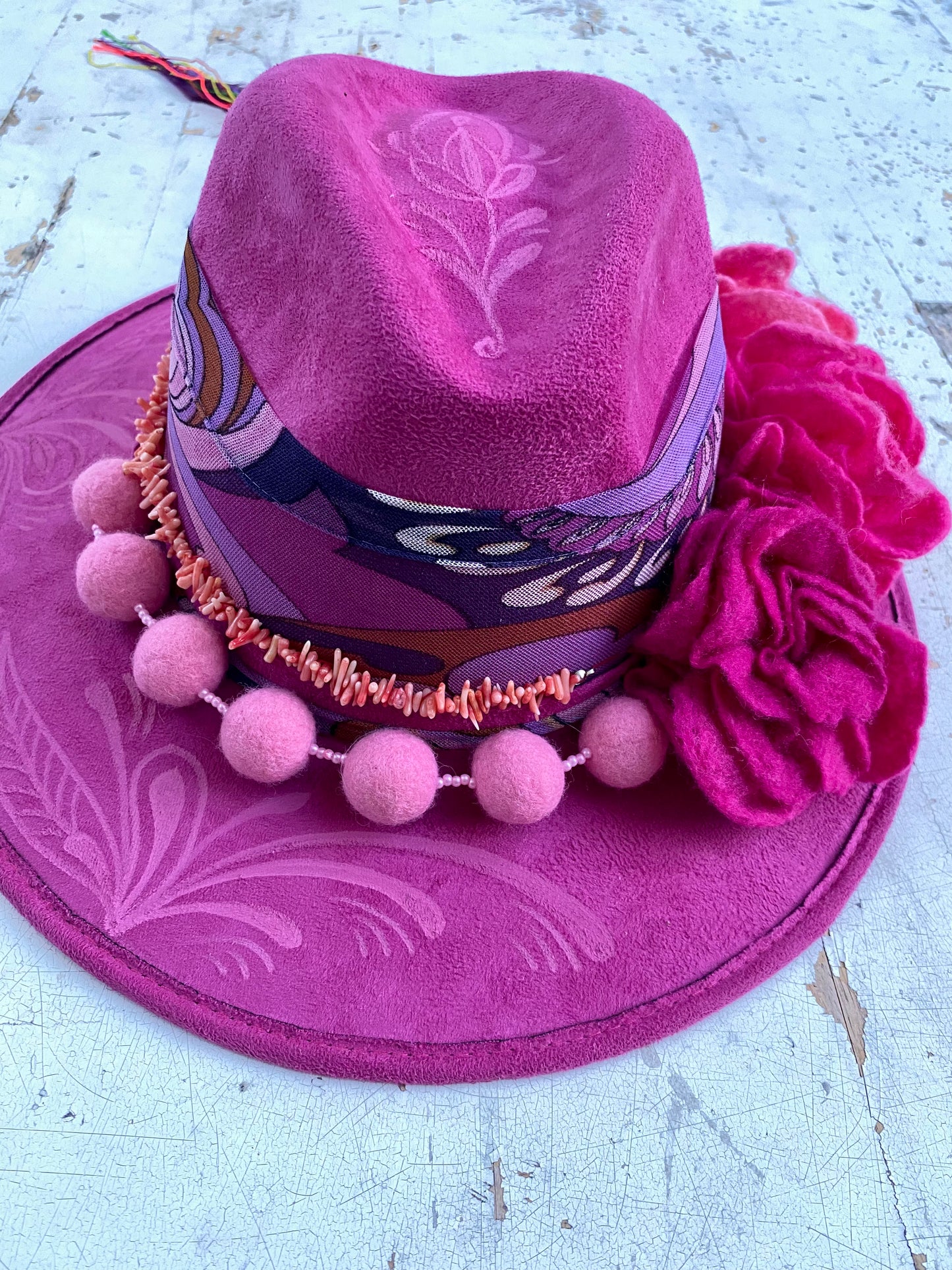 Pink Life. Royal Hat